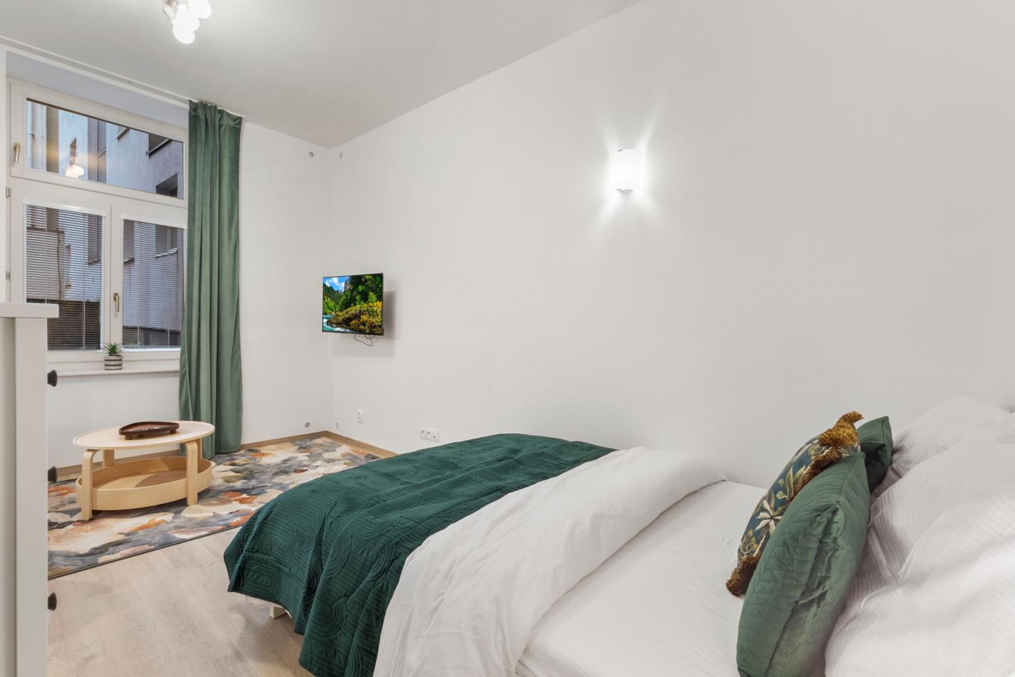 Garden Haven Studio In Old Town Pressburg Exterior foto
