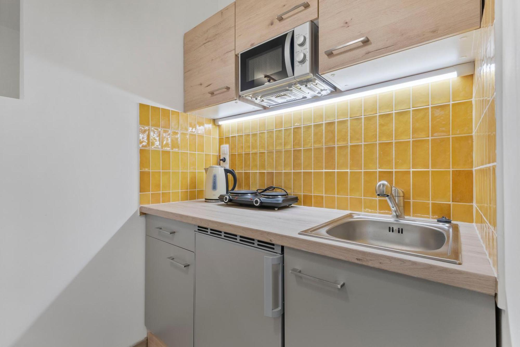 Garden Haven Studio In Old Town Pressburg Exterior foto